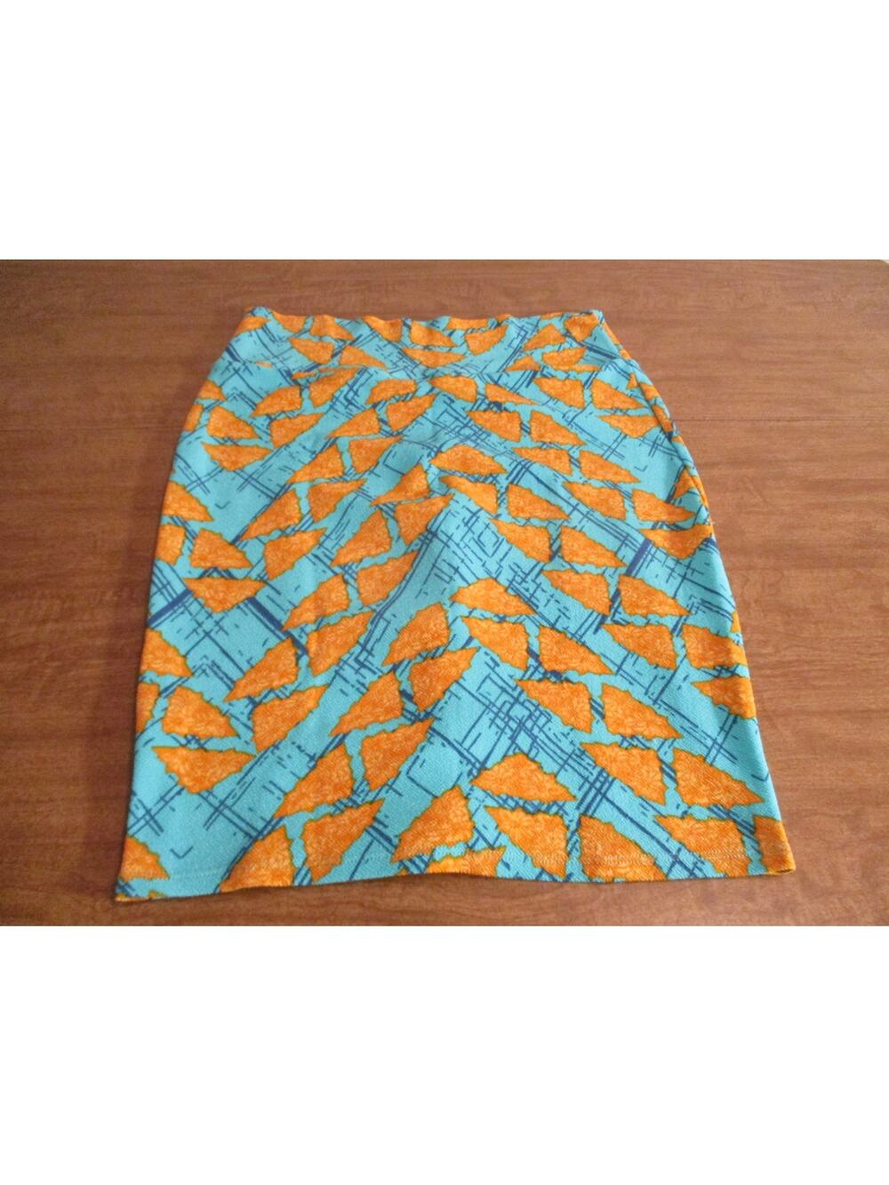 LULAROE CASSIE BLUE YELLOW ORANGE PULL ON SKIRT SIZE MEDIUM